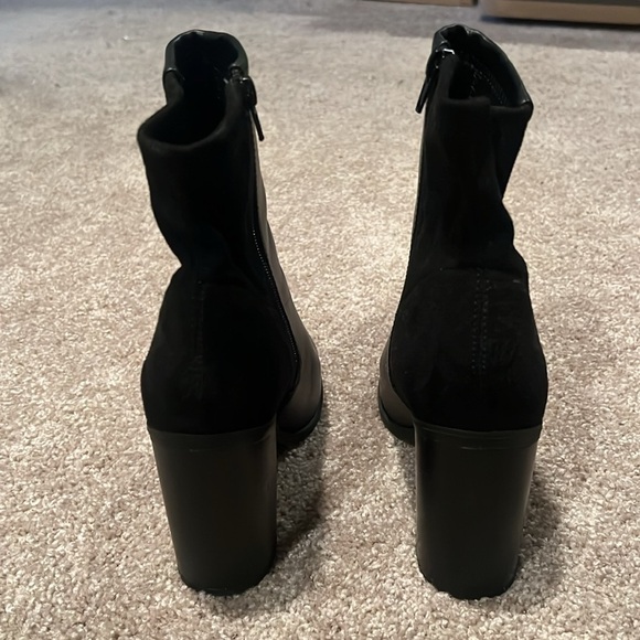 Lulus booties - Picture 4 of 6